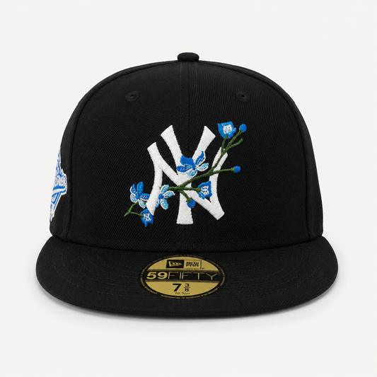 New York Yankee Bloom Fitted - Navy – Sammys NYC